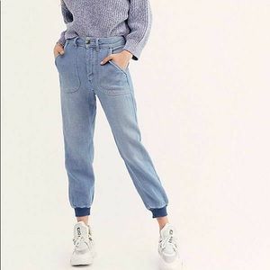 Free People relaxed fit boyfriend jogger jeans
